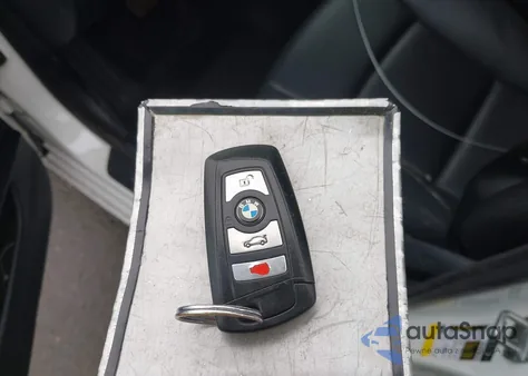 2013 BMW 528I из США, поврежденный, VIN WBAXG5C51DD234092